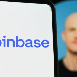 Coinbase CEO Brian Armstrong Says Clarity Act Will Pass — And That Bitcoin Bottom Is In